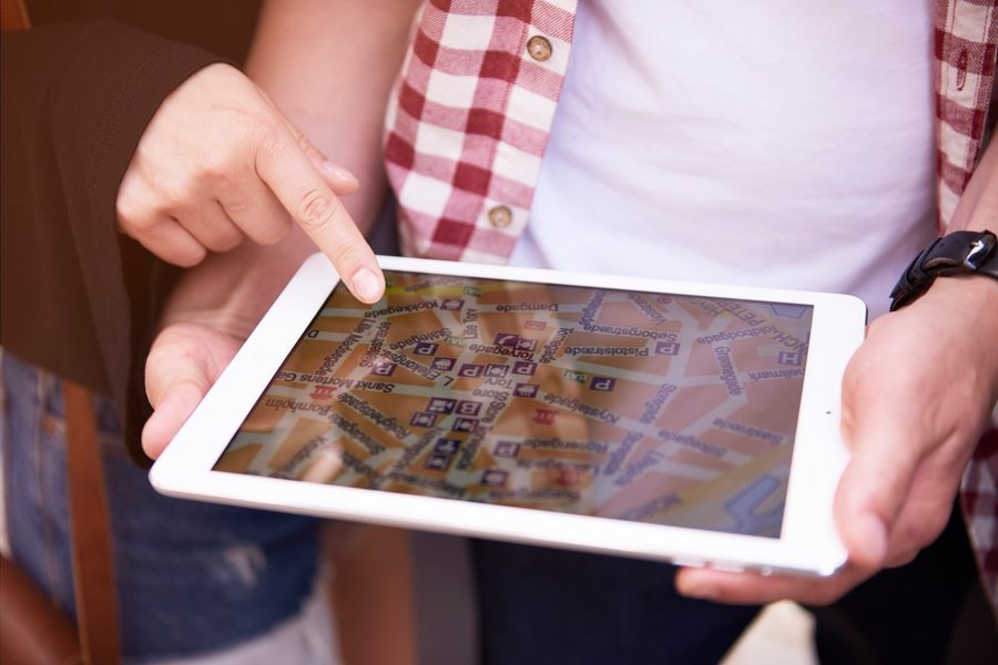 Map comparison: Google vs Maps.me offline capabilities