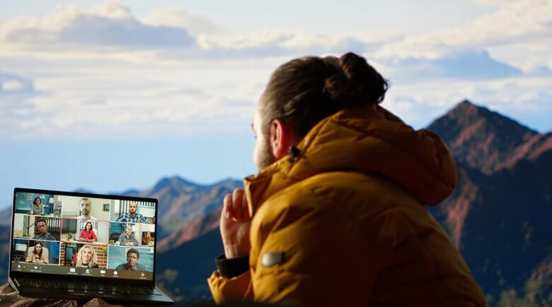 AIO Decision: Should You Use ClickUp or Notion for Your Remote Team in 2026?