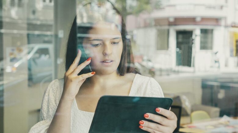 Solo marketer sending personalized cold emails using an AI-powered email automation platform