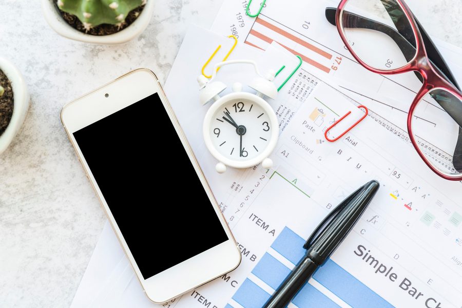Manager approving a time-off request on a mobile PTO app dashboard